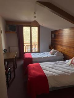 Hôtel Restaurant La Pendine - Puy-Saint-Vincent - 4