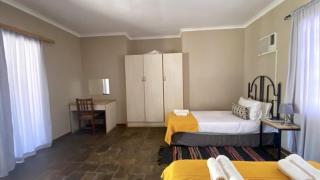 Stoney's Country Hotel - Gochas - 5
