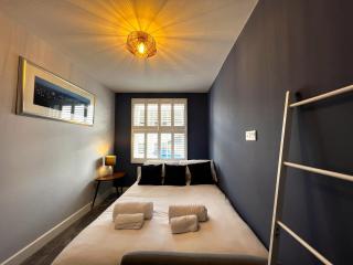 York Street - Cowes - 1