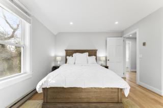 Newly Renovated 3BR 2BA Walk to Restaurants - Vineyard Haven - 9
