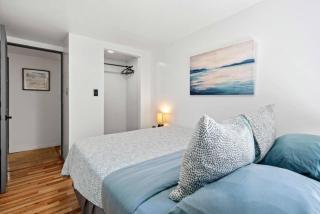 Renovated 3BR with Private Backyard in Bed-Stuy - Brooklyn - 4