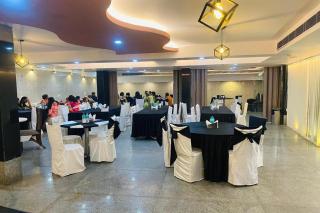 Hotel Vishal Residency, Mahipalpur Near IGI Delhi Airport - New Delhi - 4
