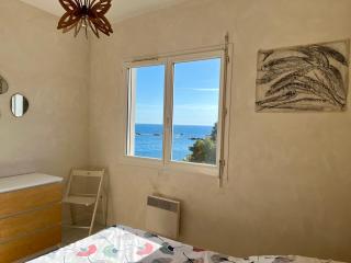 Cabanon Sur L eau - 2