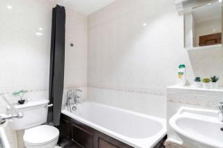 Chic 3-Bed Mews Townhouse St John's Wood With Free WiFi - Londra - 6