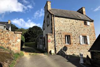 Maison à 50m du port dans superbe environnement à PLOUMANAC'H - PERROS-GUIREC Réf - 324 - 9