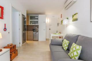 Cuban Green Terrace Apart -1st Floor-center - Sitges - 4