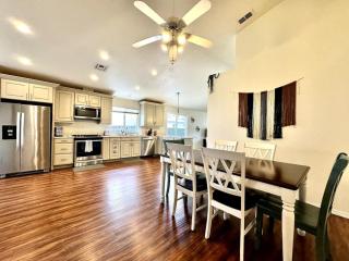 King Bed Retreat, Pet-Friendly, Rancho Cordova - Rancho Cordova - 8