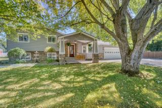 Tranquility Base - Family Fun Modern Farm House - Dalton Gardens - 5