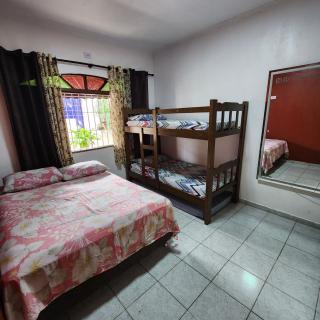 Casa com piscina e Wi Fi em Mongagua SP - Praia Grande - 4