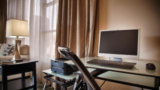 Best Western Pasadena Royale Inn & Suites - Pasadena - 4