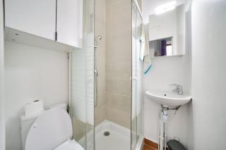 Studio sur cour, proche des Buttes-Chaumont - París - 7