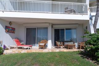 Luxurious Beach Front Apartment - 9