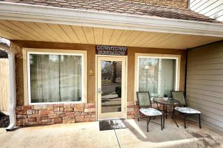 Haven at Hazel~Downtown Bungalow - Demorest - 9