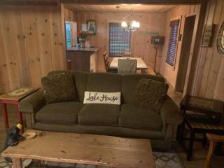 Classic Tahoe Retreat 2 Blocks to Beach - Homewood - 1