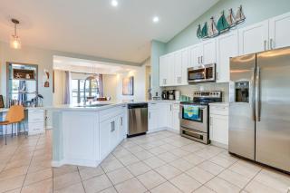 Pet-Friendly Fort Pierce Home with Pool and Kayaks! - Fort Pierce - 5