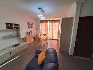 St Julians Sliema Penthouse 3 minutes walk from seafront - Sliema - 3