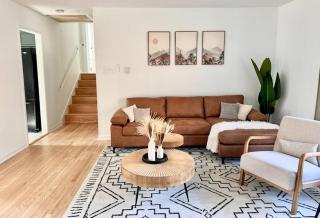 Veda Vista - Newly renovated - Rustic Modern Home - 9