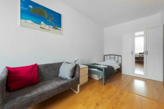 Quiet 3-bedroom flat. Old town. - Warsaw - 3