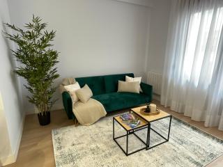 ByAndreea Apartaments EtxeBi - Guernica y Luno - 7