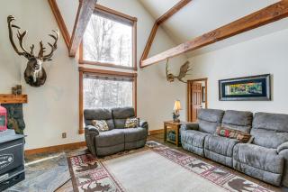 Beautiful Wasilla Home Rental w/ Deck & Gas Grill! - 7