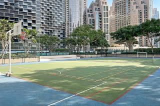 Downtown 3BR Sleeps 9 Balcony, Full Kitchen, Near Metro - Dubai - 3