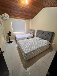 Casa frente al centro comercial Guatapuri - Valledupar - 2