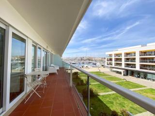 Lagos Marina View 2 Bedrooms and Terrace - Lagos - 8