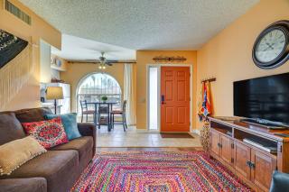 Charming Green Valley Townhome with Community Pool! - Green Valley - 6