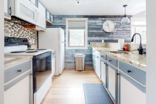 Ascutney Retreat - 6