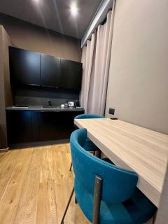 AMAZING NEW SUITE WITH BEAUTIFUL VIEW from Moscova Suites apartments group - Milano - 4