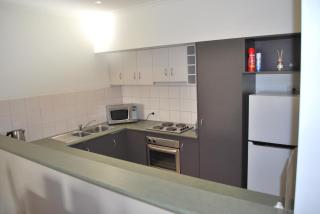24 Gillies St Apartment - Warrnambool - 4