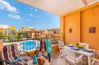 Apartamento Sun and Salt, Punta Prima,fantastic location ,beautiful swimming pool and bbq - Punta Prima - 9