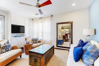 Overlooking the Bay - 7