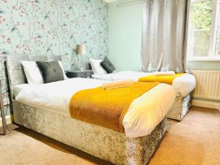 The Esplanade Lodge-Free Parking - 1
