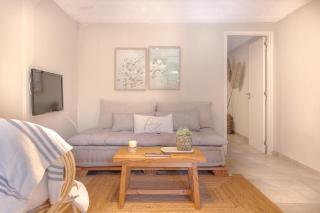 The Snug - 6