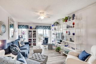 Atlantic Beach Condo with Balcony and Beach Access! - Atlantic Beach - 6