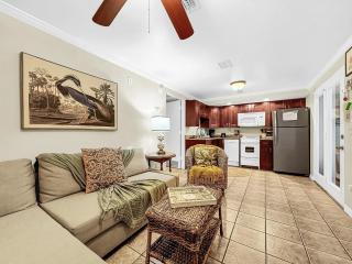 Paradise Cove at Island Getaway - Bradenton Beach - 9