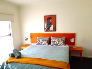24 Gillies St Apartment - Warrnambool - 3