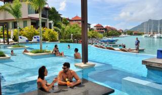 Eden Bleu Hotel - Eden Island - 1