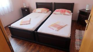 Apartments by the sea Loviste, Peljesac - 22220 - Lovište - 1