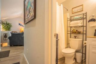 Sasquatch Lodge E Sleeps 13 - 6