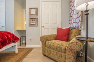 Sasquatch Lodge E Sleeps 13 - 4