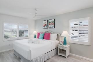 Gorgeous Top Floor Beach Condo at Breakers West - Sanibel - 4
