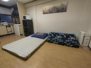 2 min from NANBA 16 min from USJ by train - Osaca - 5