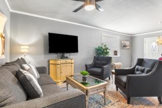 Salt Block - French Serenity Suite 3 - Bandera - 7