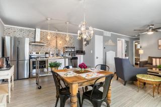 Salt Block - French Serenity Suite 3 - Bandera - 3