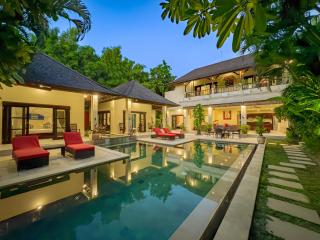 Villa Bugis Abimanyu Seminyak - Seminyak - 4