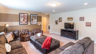 Last Minute Disney Getaway! Private Pool, Hot Tub & Games Room. Book Now! #6136 - Kissimmee - 1