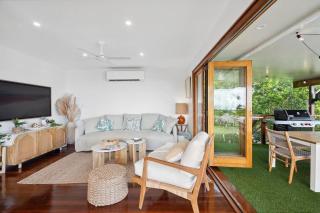 TreasureView Beach House #9 -Entire property - 8