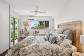 TreasureView Beach House #9 -Entire property - 2